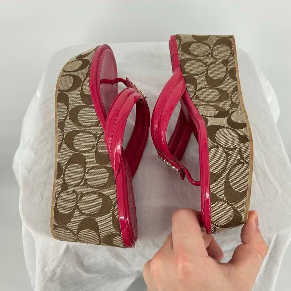 VTG y2k Women's Pink Khaki COACH Nella Signature Monogram Wedge Sandals 7.5M - Picture 4 of 8